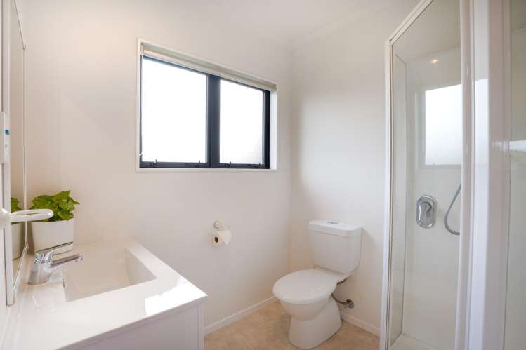 195 Holborn Drive Stokes Valley_12