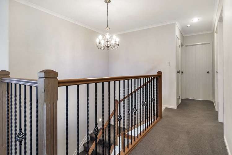 4 Baverton Drive Flat Bush_10