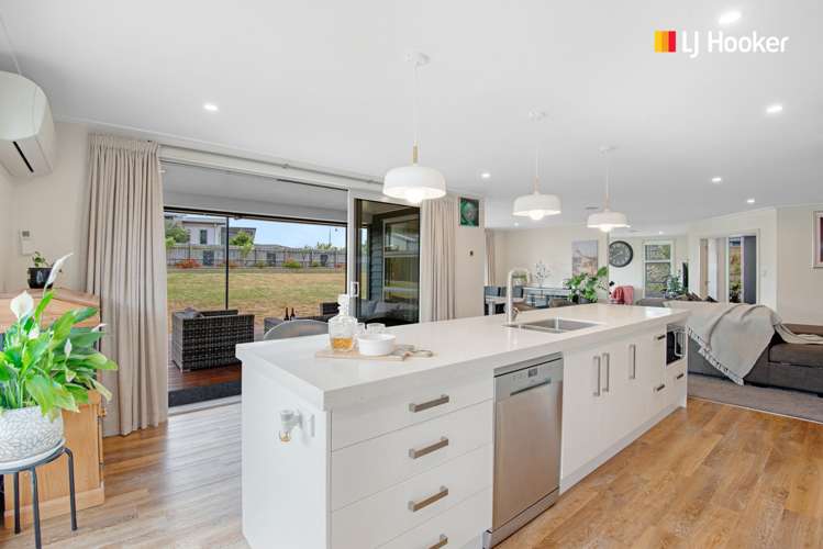 46 Heathfield Drive Mosgiel_6