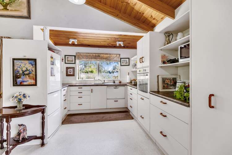 43 Poike Road Hairini_9