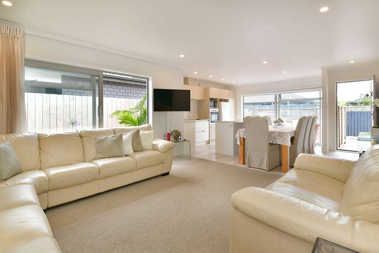 43b Doment Crescent Orewa_7