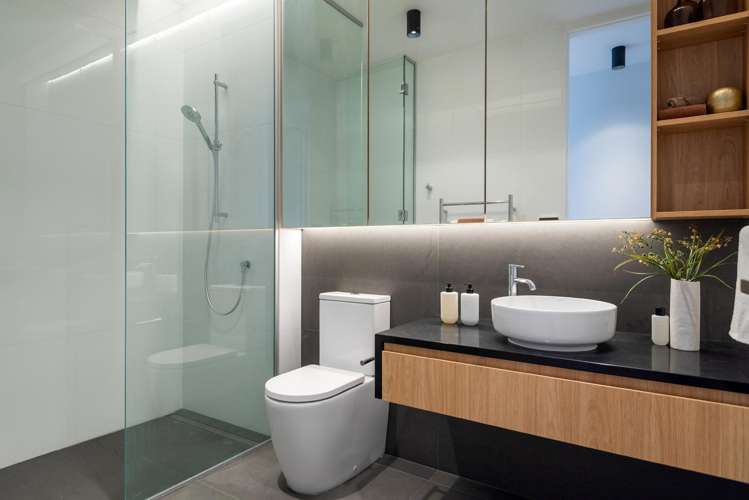 13/423-427 Beach Road Mairangi Bay_8