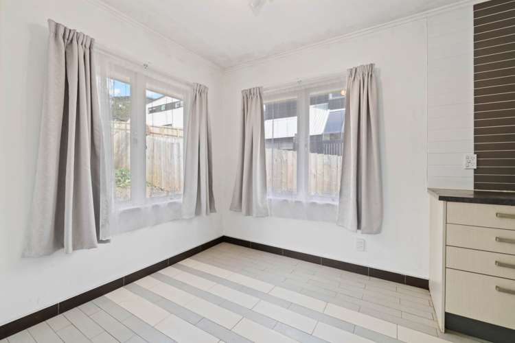 21 Tilden Avenue Hillcrest_15