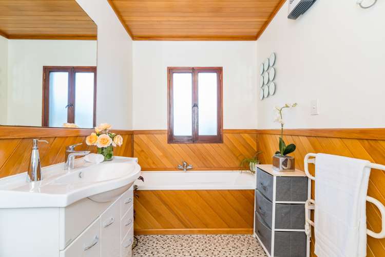 18 Mill Street Sawyers Bay_26