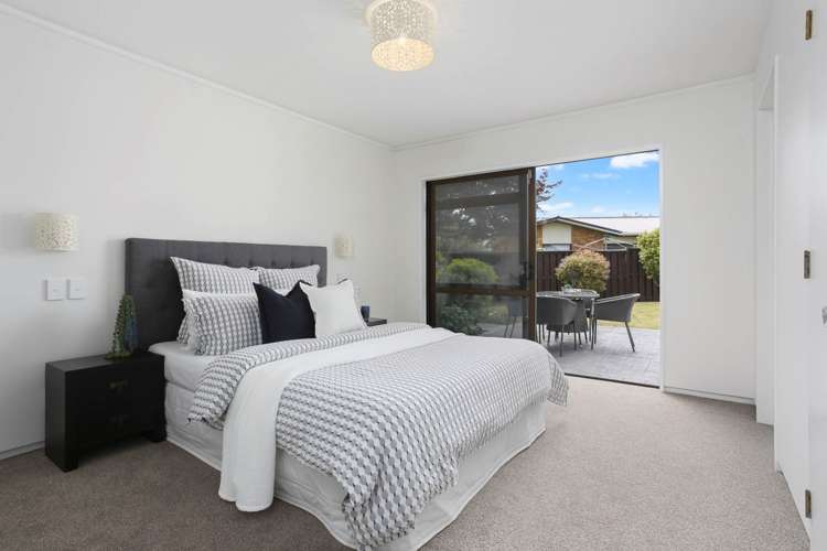 26 Kennedy Avenue Forrest Hill_11