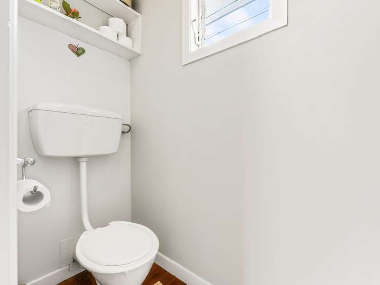 19 Eastglen Road Glen Eden_13