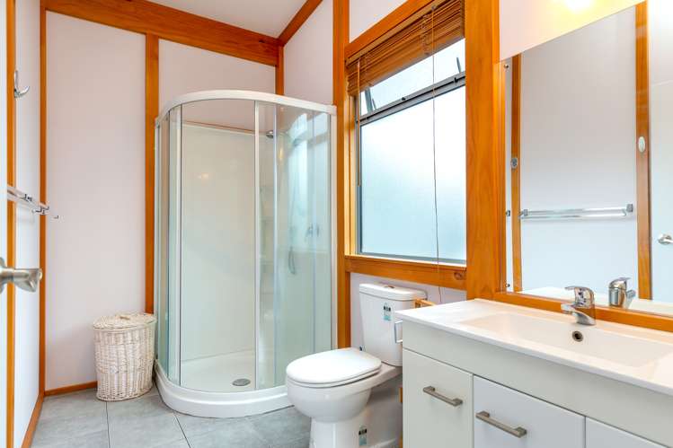 29c Dillons Point Road Islington_17