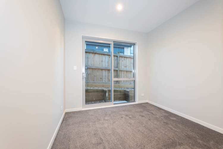 8 & 8a Kiokio Place Swanson_33