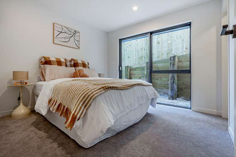 8 Makumaku Place Long Bay_13