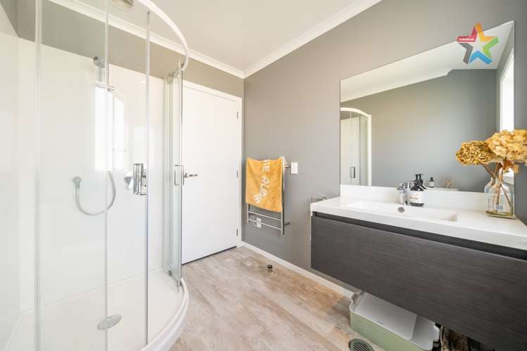 2 Ron Fawcett Way Wainuiomata_12