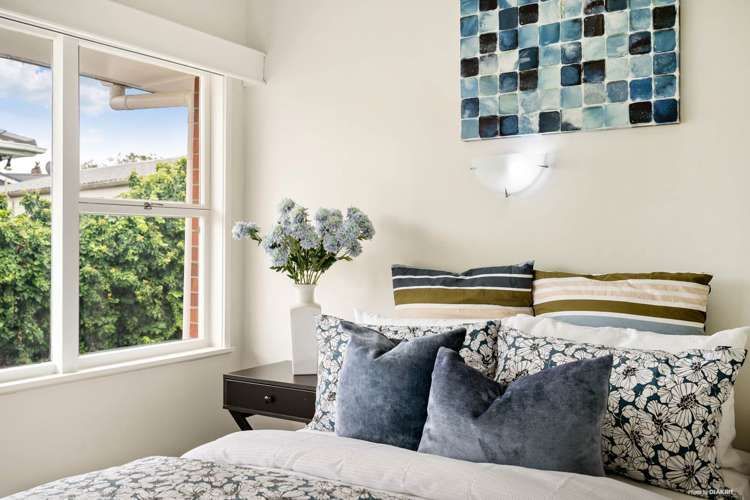 2/2b Dowling Place Pakuranga_7