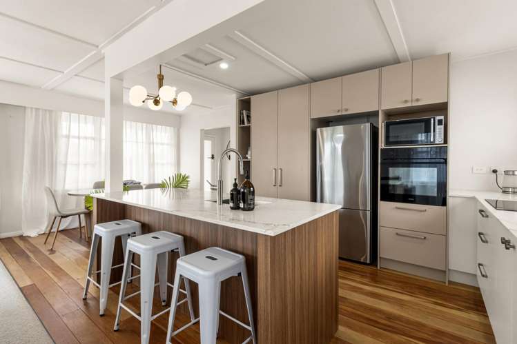 1 Galt Street Hawera_9