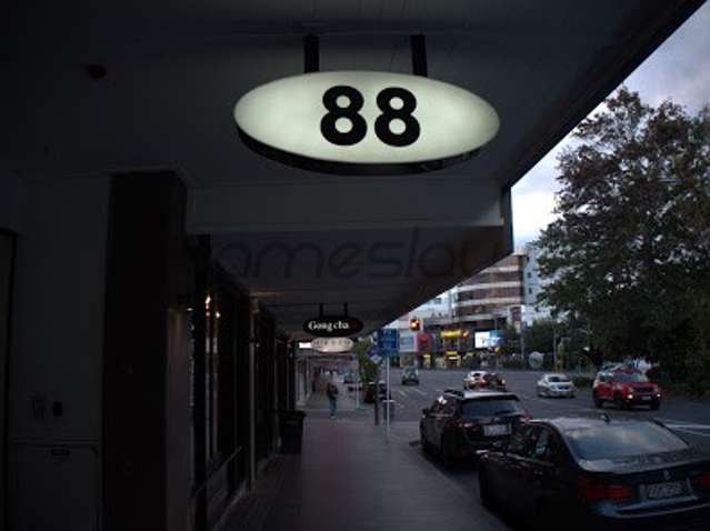 Retail 4/88 Broadway Newmarket_1