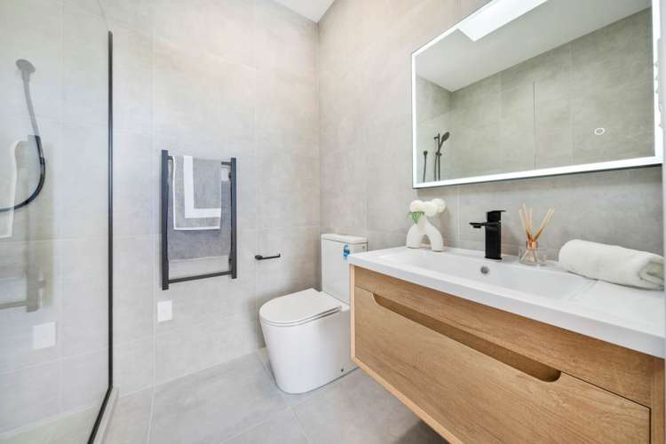 74 Puwha Street Massey_19