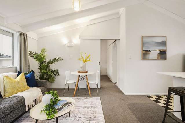 24/125 Queens Drive Lyall Bay_2