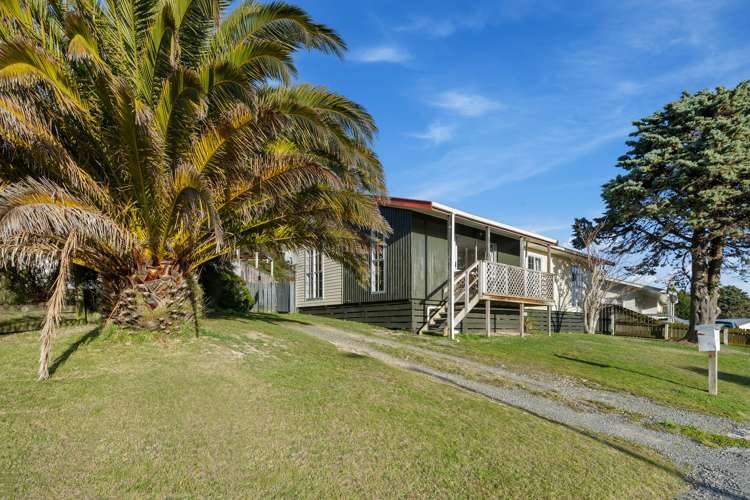 1 Bunratty Grove Wainuiomata_1