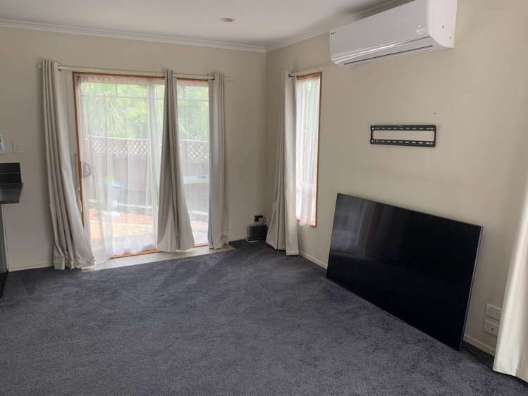 38 Red Hibiscus Road Stanmore Bay_5