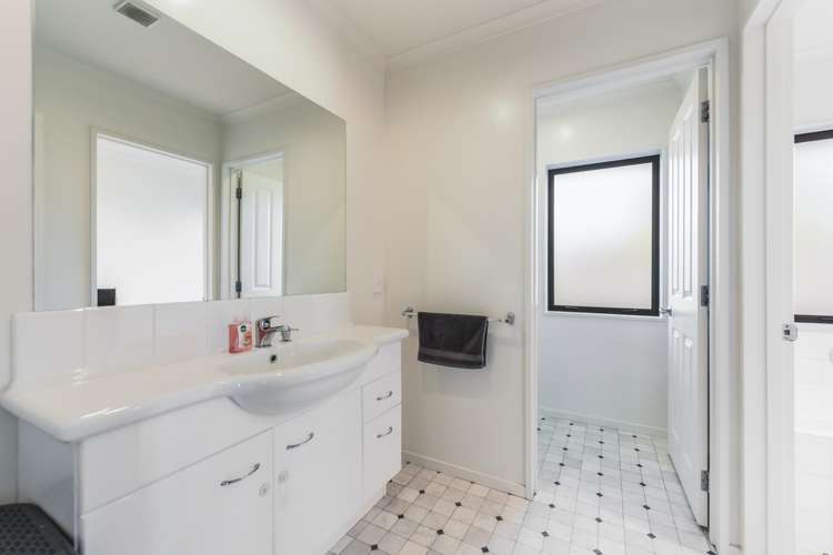 20 Woodstock Place Stoke_14