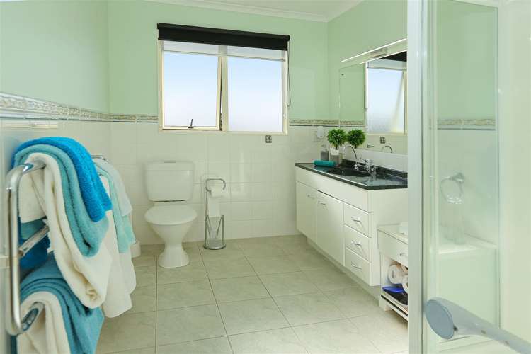 9 Chardonnay Rise Henderson_17