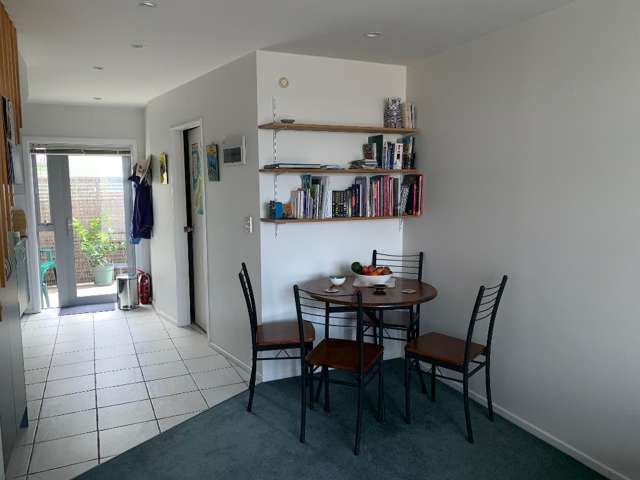 8/231 Marine Parade Seatoun_2