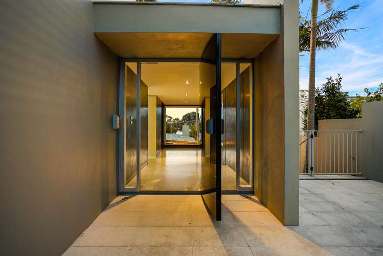 244 Hurstmere Road Takapuna_6