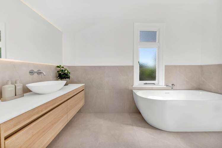 8 Julia Way Beachlands_25