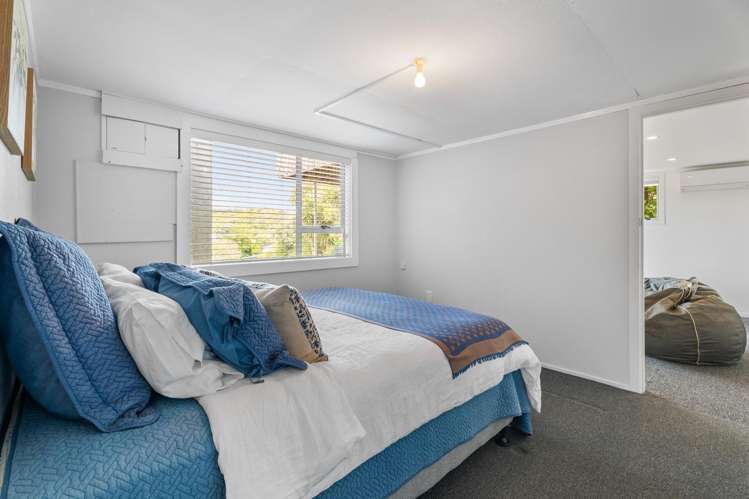 142 Ocean View Road Oneroa_23