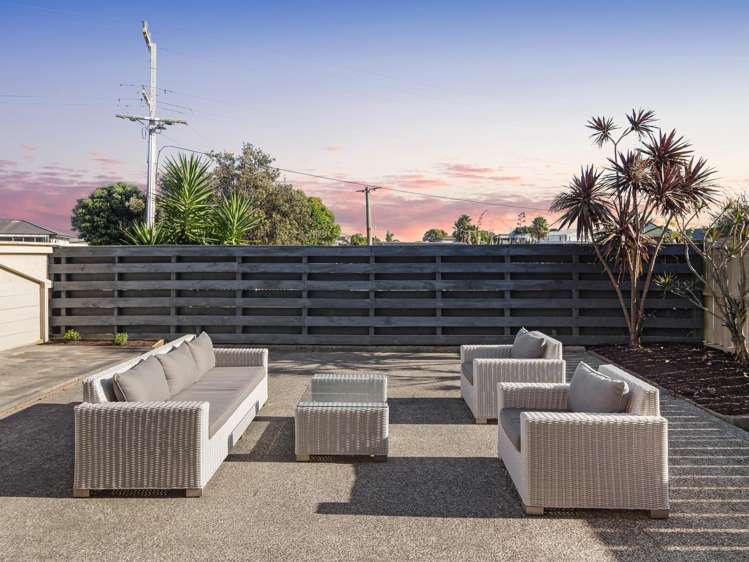 208A Marine Parade Mt Maunganui_25