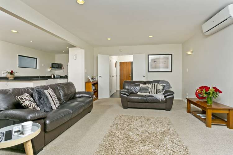 7/12 Herons Way Northcote_21