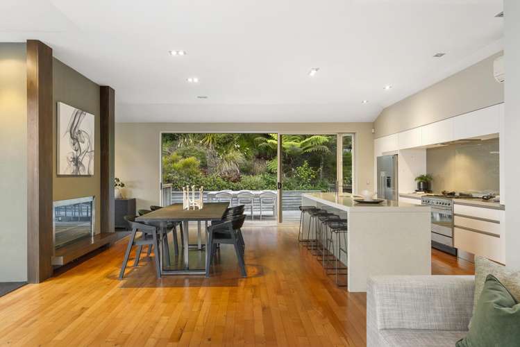 9 Herrings Cove Place Titirangi_9