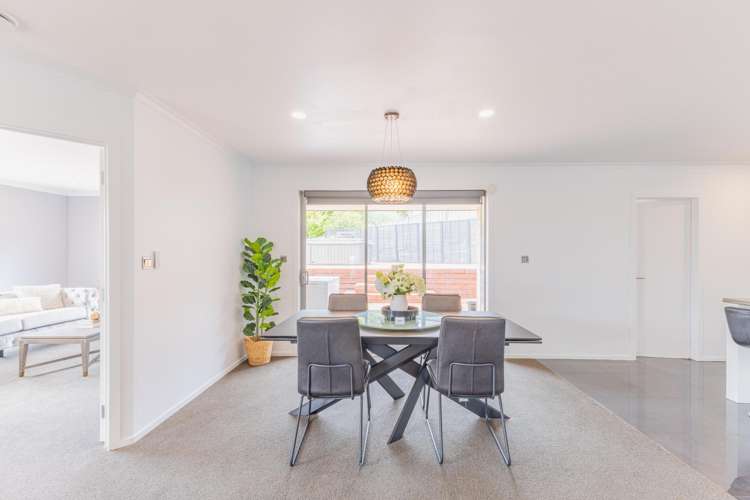 8 Heathfield Avenue Huntington_9