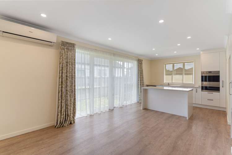 71 Milano Boulevard Karaka_14