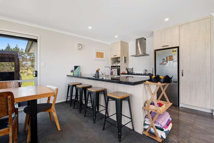 19 Rauta Way Helensville_5