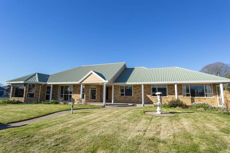 98 Pages Road Allenton_20