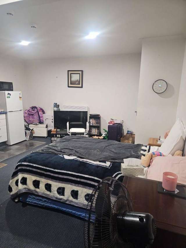 8/22 Mt Edgcumbe Street, Othello House New Plymouth_2