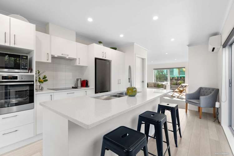 4 Karauria Lane Orewa_18