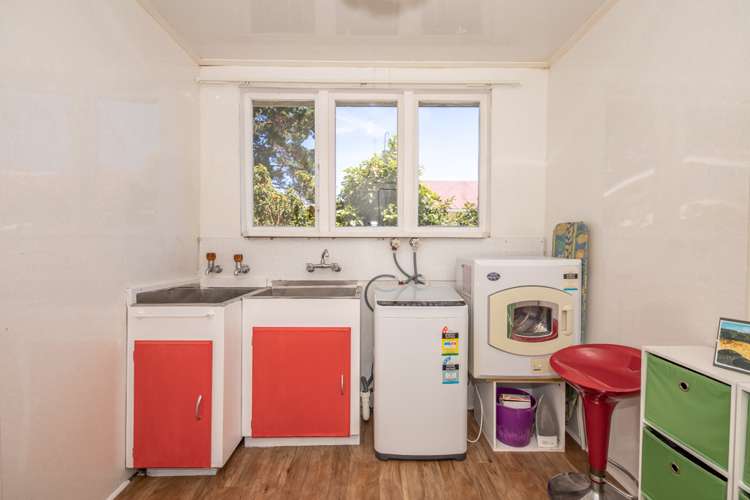 14 Mcgill Street Waimangaroa_10