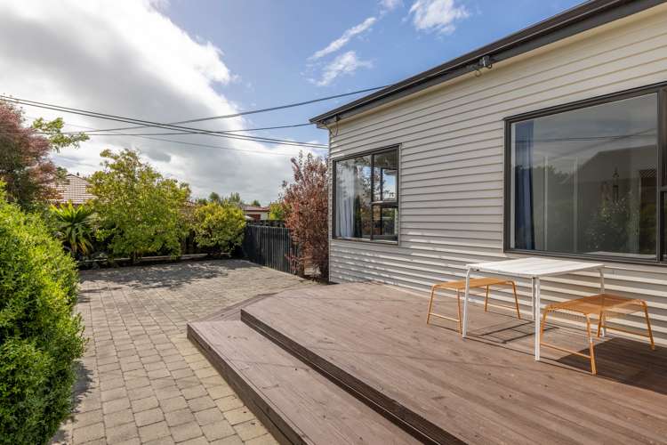 2b Vivian Street Burwood_15