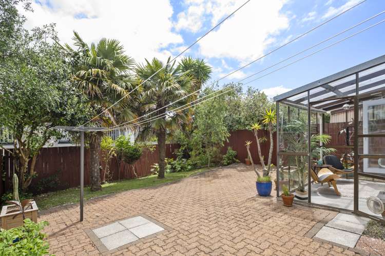 2/132a Taylors Road Mount Albert_9