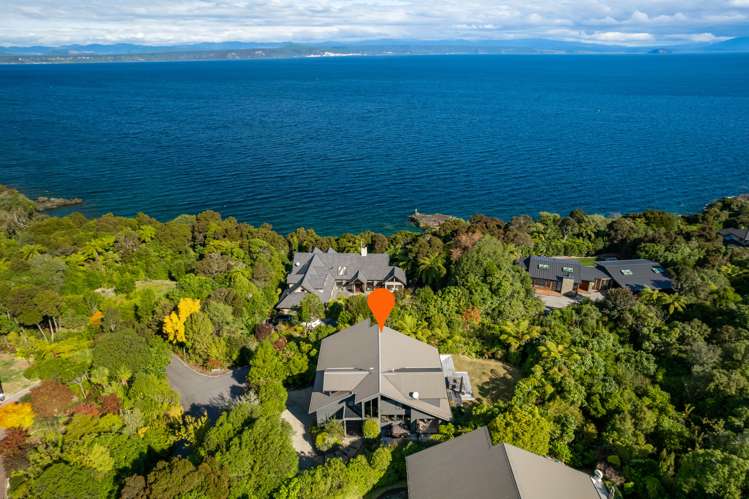 8b Whakamoenga Point Acacia Bay_27