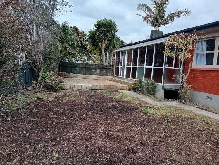 41 Jonathon Street Brookfield_14