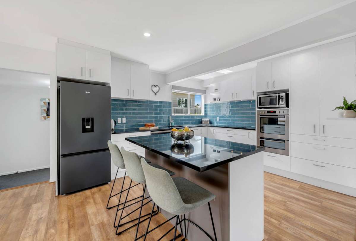 28 Third View Avenue_0