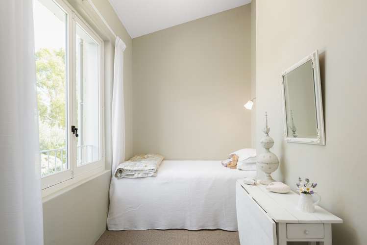 21 Fairbourne Drive Fairhall_23