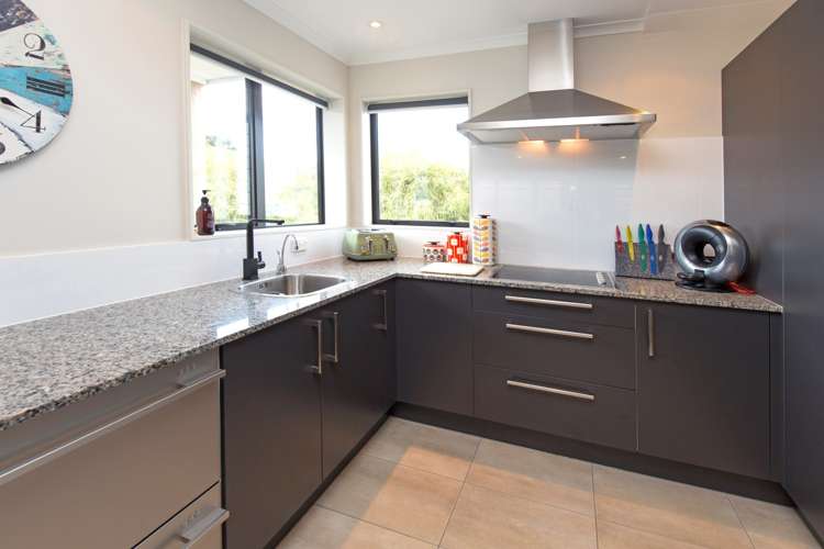 25 Buccaneer Court Gulf Harbour_12