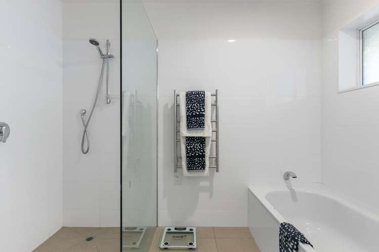 285 Beach Road Campbells Bay_24