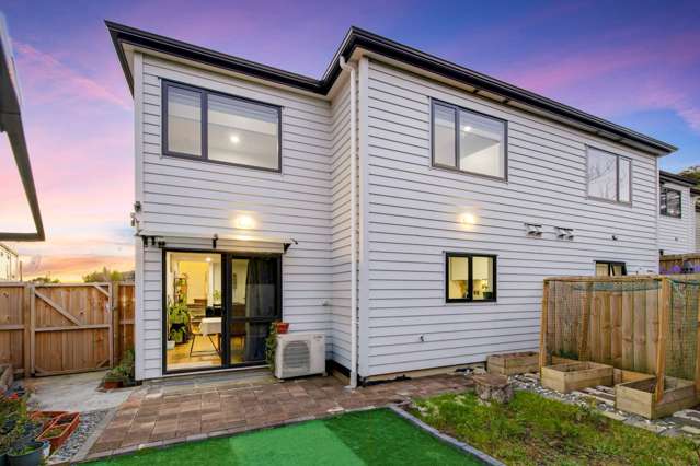 Affordable 5-Star Quality of Living by the Gardens