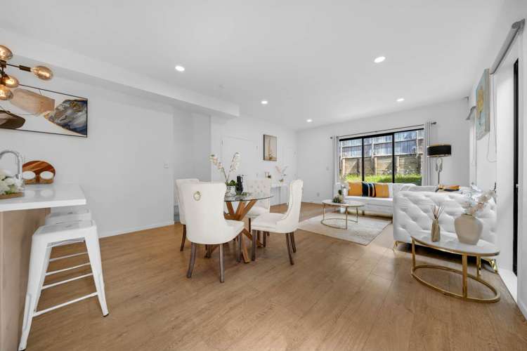 3A Frontier Lane Flat Bush_13