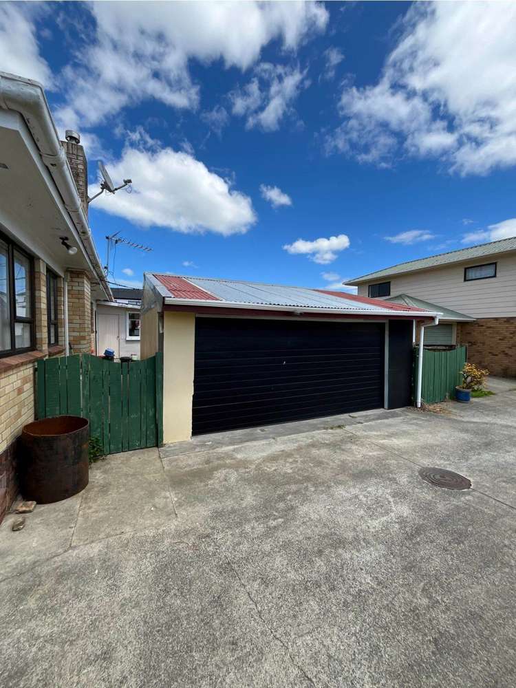 17 Franklin Avenue Papatoetoe_4