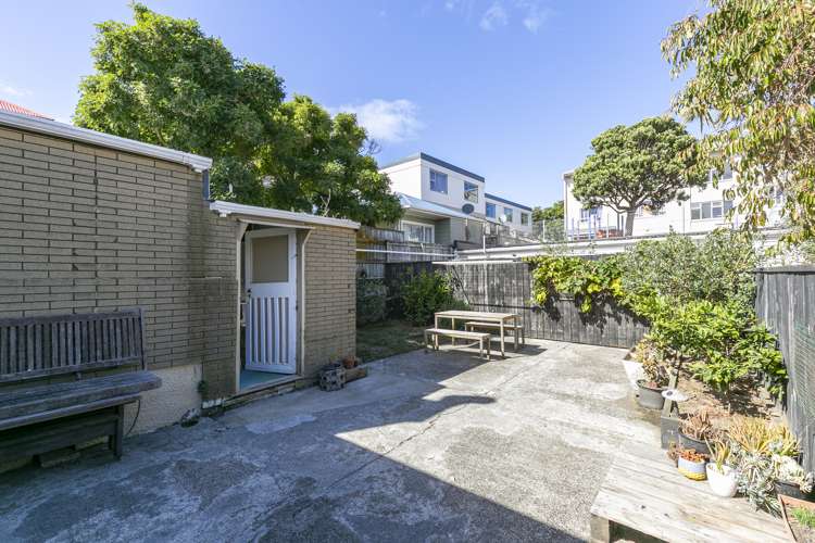 4 Glendavar Street Berhampore_14