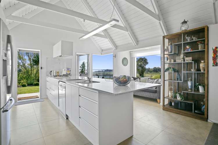 436 State highway 2 Te Puna_11